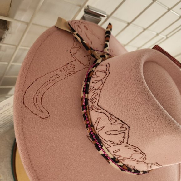 Lainey Wilson style burned hat pink NWOT - Picture 2 of 2